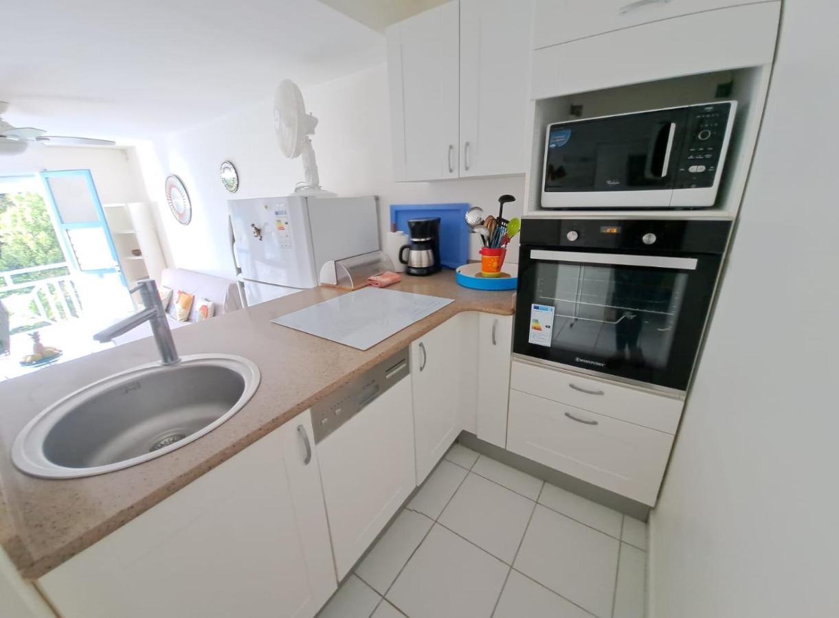 Vue Mer, Piscine, Appartement 4 Personnes Ле-Гозье Экстерьер фото